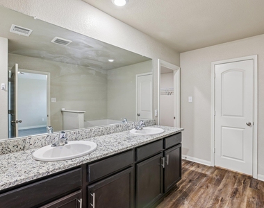 117 Cherry Tree Ln - Photo Thumbnail 17