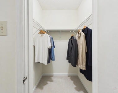 2804 Rio Grande St - Photo Thumbnail 6