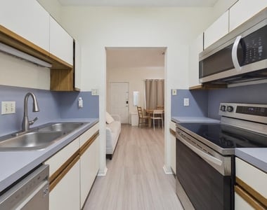 2804 Rio Grande St - Photo Thumbnail 5