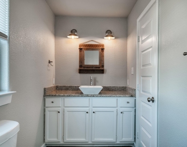520 W Fm 243 - Photo Thumbnail 6
