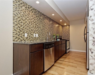 2200 Dickson Dr - Photo Thumbnail 1