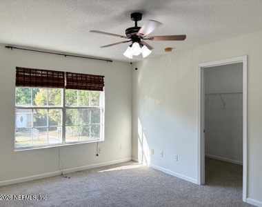 2135 Ashland Street - Photo Thumbnail 14