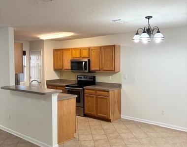 2135 Ashland Street - Photo Thumbnail 11