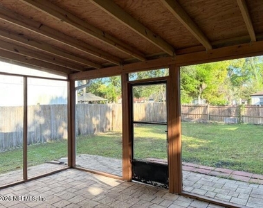 2135 Ashland Street - Photo Thumbnail 13
