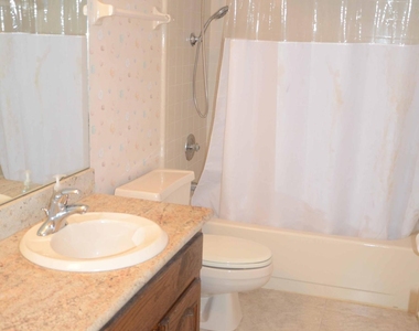 2280 Shepard Street - Photo Thumbnail 10