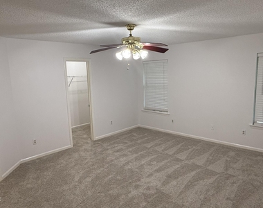 1872 Suwannee River Drive - Photo Thumbnail 3