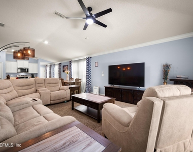6092 Bucking Bronco Drive - Photo Thumbnail 15