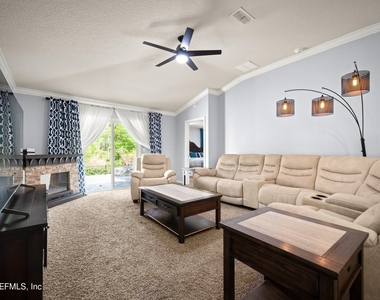 6092 Bucking Bronco Drive - Photo Thumbnail 12