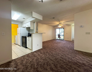 10200 Belle Rive Boulevard - Photo Thumbnail 2