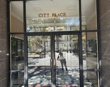 311 W Ashley Street - Photo Thumbnail 1