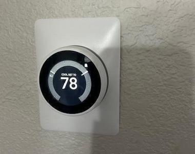 311 W Ashley Street - Photo Thumbnail 6