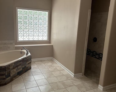 3817 Paddington Place - Photo Thumbnail 23