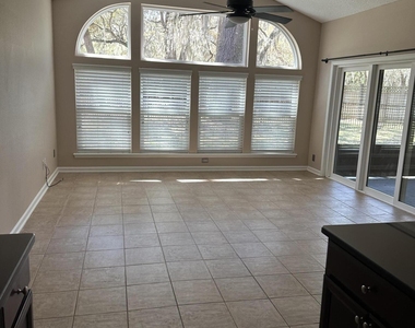 3817 Paddington Place - Photo Thumbnail 9
