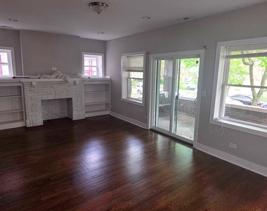5815 W Midway Parkway - Photo Thumbnail 5