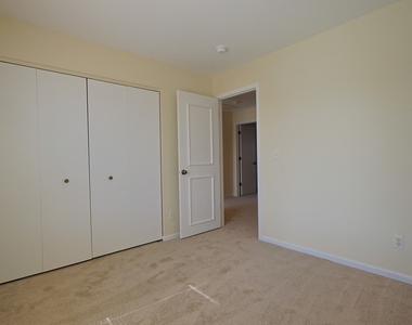 14252 S Hemingway Circle - Photo Thumbnail 15