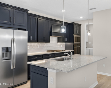 719 Cool Breeze Way - Photo Thumbnail 8