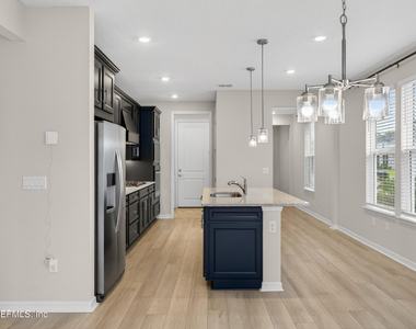 719 Cool Breeze Way - Photo Thumbnail 11