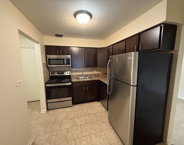 110 N Kenilworth Avenue - Photo Thumbnail 5