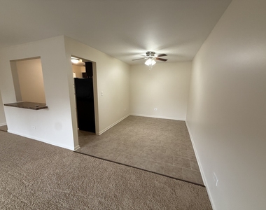 110 N Kenilworth Avenue - Photo Thumbnail 4