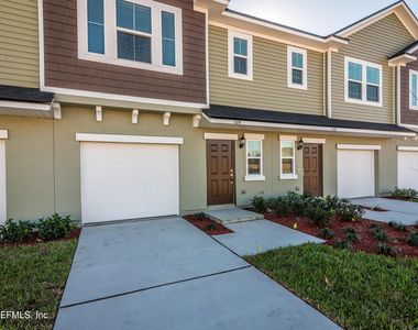 129 Moultrie Village Lane - Photo Thumbnail 1