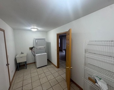 655 Winston Drive - Photo Thumbnail 17