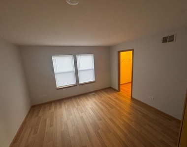 655 Winston Drive - Photo Thumbnail 10