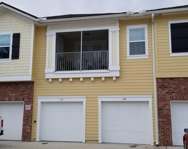 131 Burnett Court - Photo Thumbnail 1