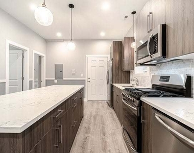 13443 Greenwood Avenue - Photo Thumbnail 22