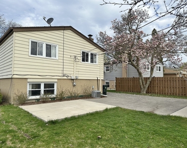 1243 S Mitchell Avenue - Photo Thumbnail 19