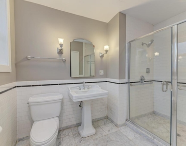 6833 S Cregier Avenue - Photo Thumbnail 24