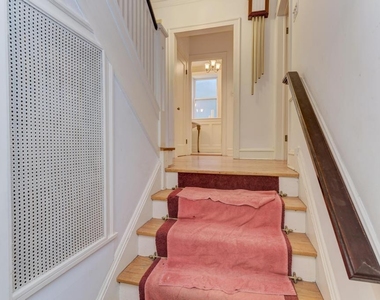 6833 S Cregier Avenue - Photo Thumbnail 3