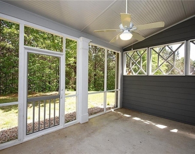 7490 Silk Tree Pointe - Photo Thumbnail 27