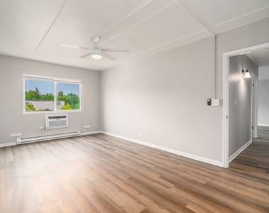 315 W Kimbell Avenue - Photo Thumbnail 10