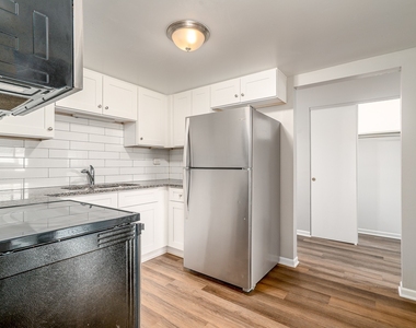 315 W Kimbell Avenue - Photo Thumbnail 3