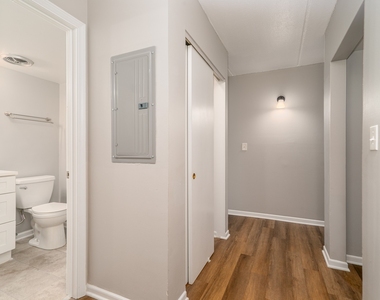 315 W Kimbell Avenue - Photo Thumbnail 9