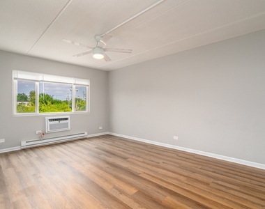 315 W Kimbell Avenue - Photo Thumbnail 8