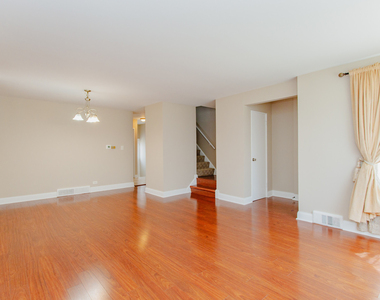 4852 Carol Street - Photo Thumbnail 6