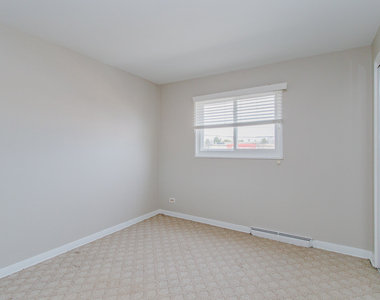 4852 Carol Street - Photo Thumbnail 18