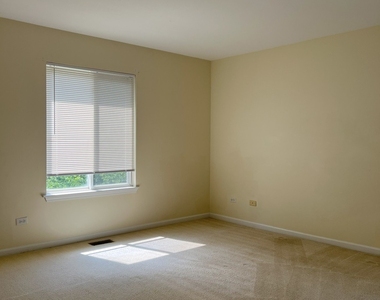 2308 Sedgwick Court - Photo Thumbnail 16