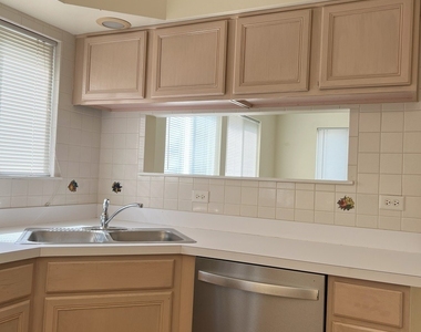 2308 Sedgwick Court - Photo Thumbnail 7