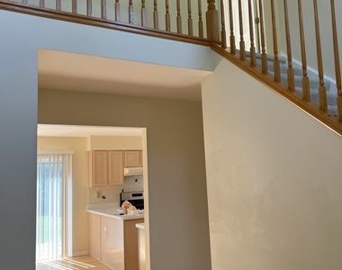 2308 Sedgwick Court - Photo Thumbnail 11