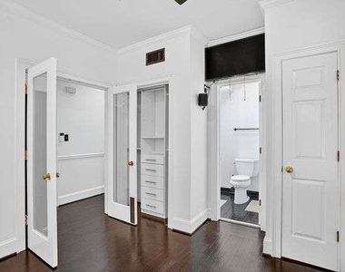 2840 Peachtree Road - Photo Thumbnail 15