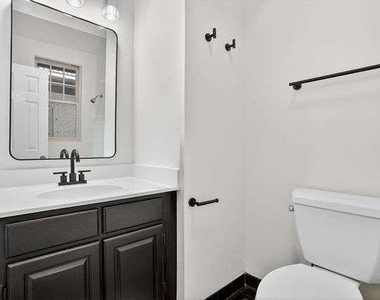 2840 Peachtree Road - Photo Thumbnail 16