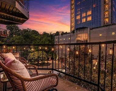 2840 Peachtree Road - Photo Thumbnail 21