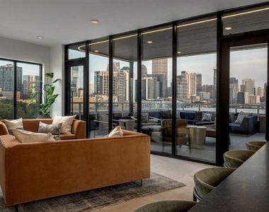 10 Tower Street Nw - Photo Thumbnail 12