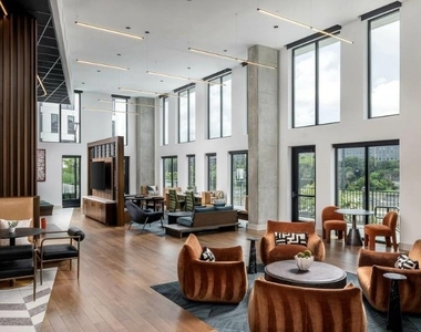 10 Tower Street Nw - Photo Thumbnail 14