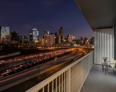 10 Tower Street Nw - Photo Thumbnail 11