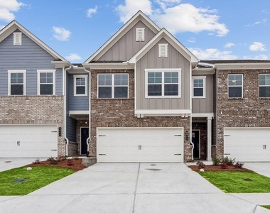 352 Stately Oaks Court - Photo Thumbnail 45