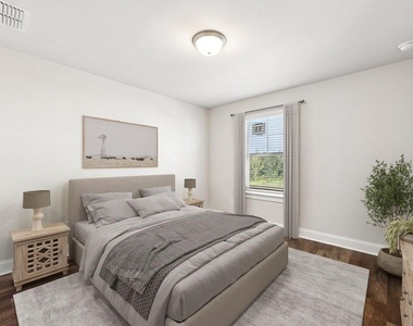 352 Stately Oaks Court - Photo Thumbnail 24