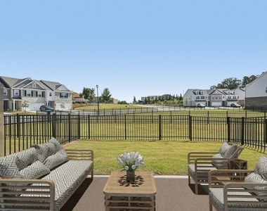 352 Stately Oaks Court - Photo Thumbnail 42